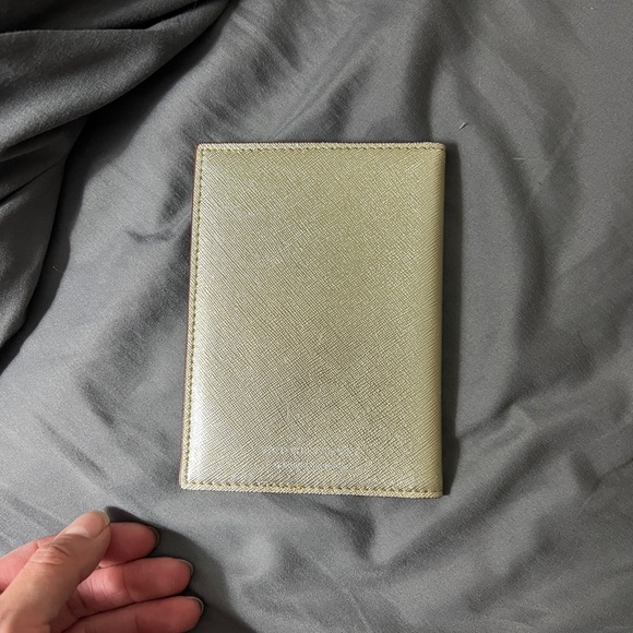 Victoria's Secret Metallic Gold Travel Case - Picture 3 of 3